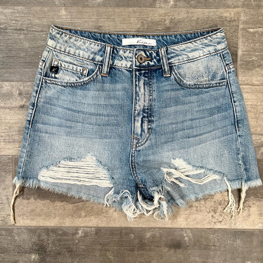 VICI Jean shorts